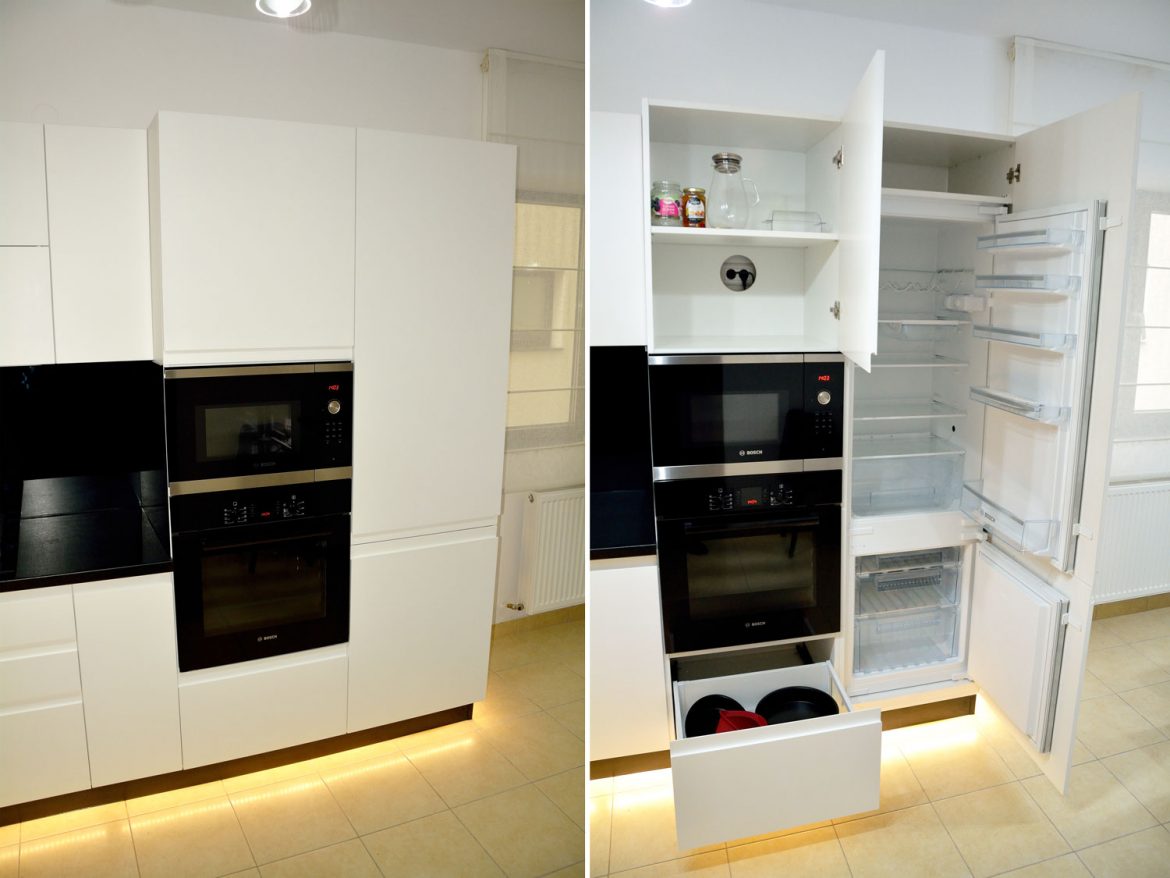 Bucatarie la comanda cu usi MDF vopsit alb mat RAL 9003 electrocasnice incorporabile balamale silentioase Blum interior pal alb frigider incastrabil
