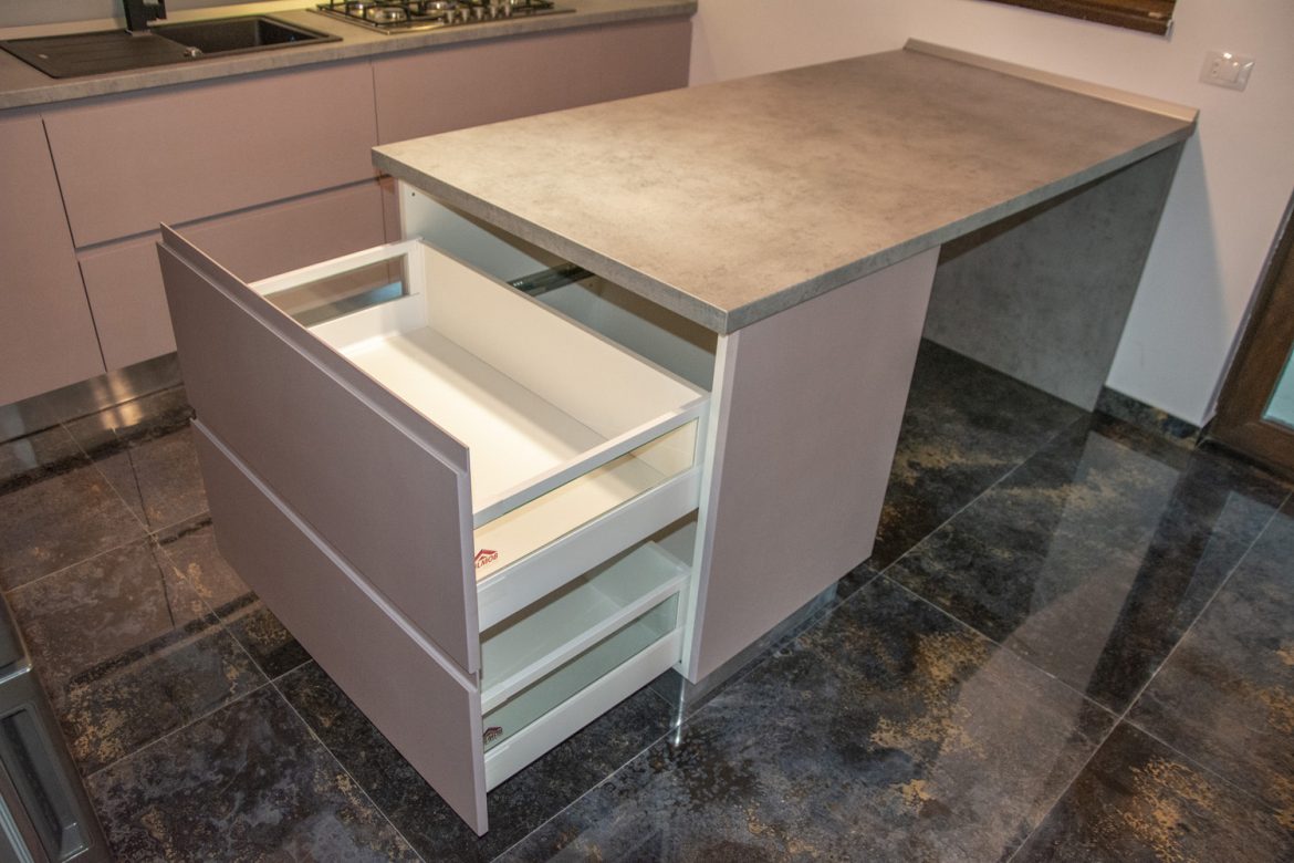 detali sertare antaro blum