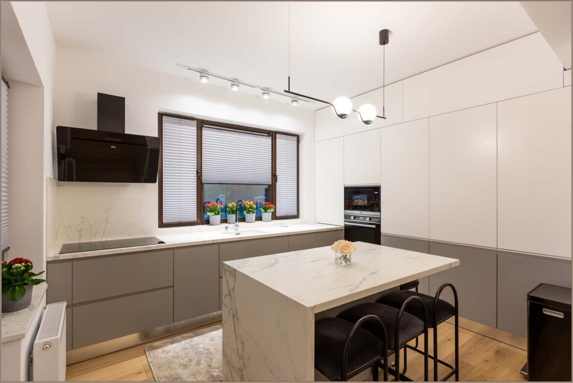 bucatarie la comanda din mdf vopsit cu accesori blum yulmob